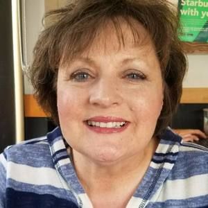 Meet your Posher, Debbie